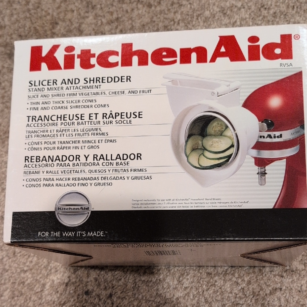 KitchenAid Red and White Slicer Shredder Attachment